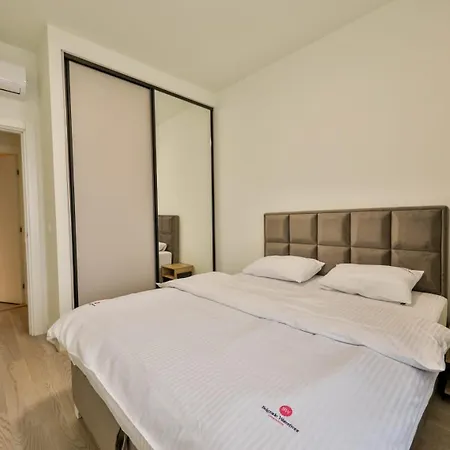 Gates Of Апартаменты *