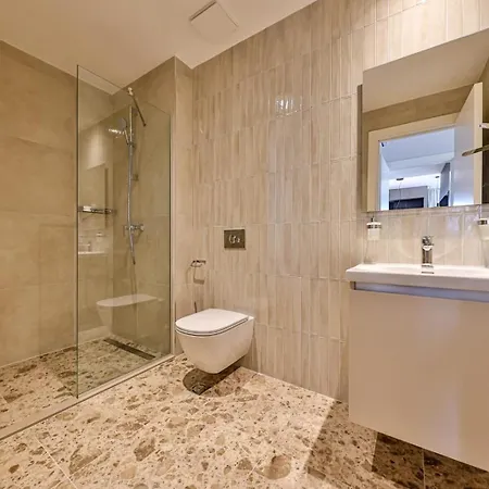 Апартаменты Gates Of